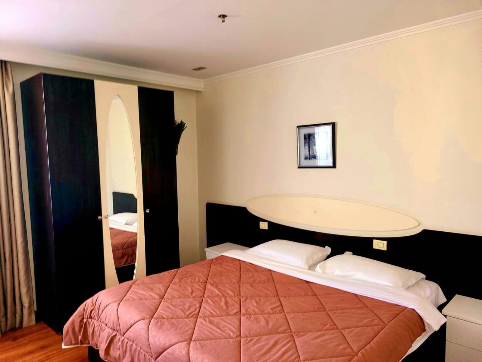 Hotel Alysa Korce Exteriér fotografie